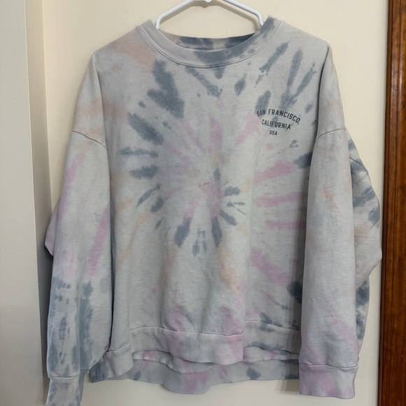 American Eagle Outfitters Tops - Women’s American EagleTie-Dye Sweatshirt